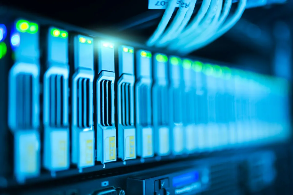 Edge Computing for Web Performance: Faster Sites Through Distributed Systems